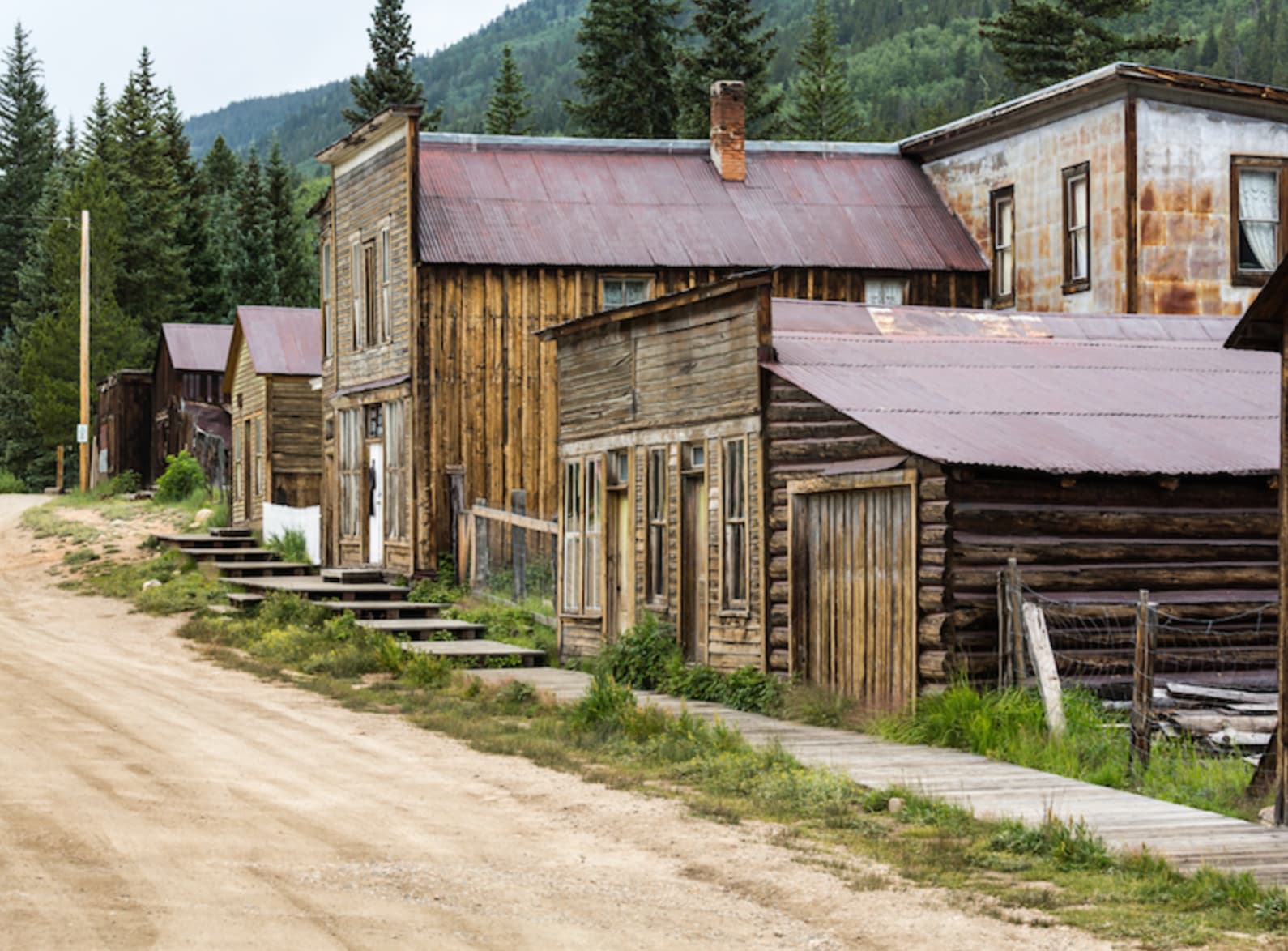 ghost towns of colorado